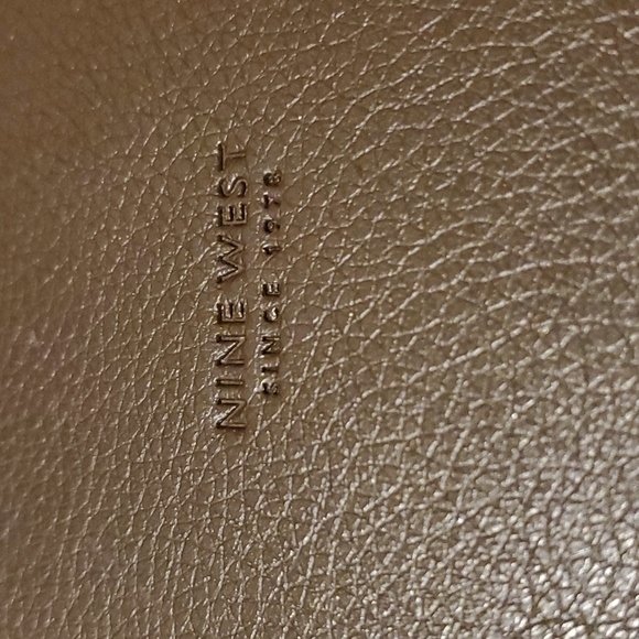 Nine West Animal Print Tablet Case - Picture 7 of 12